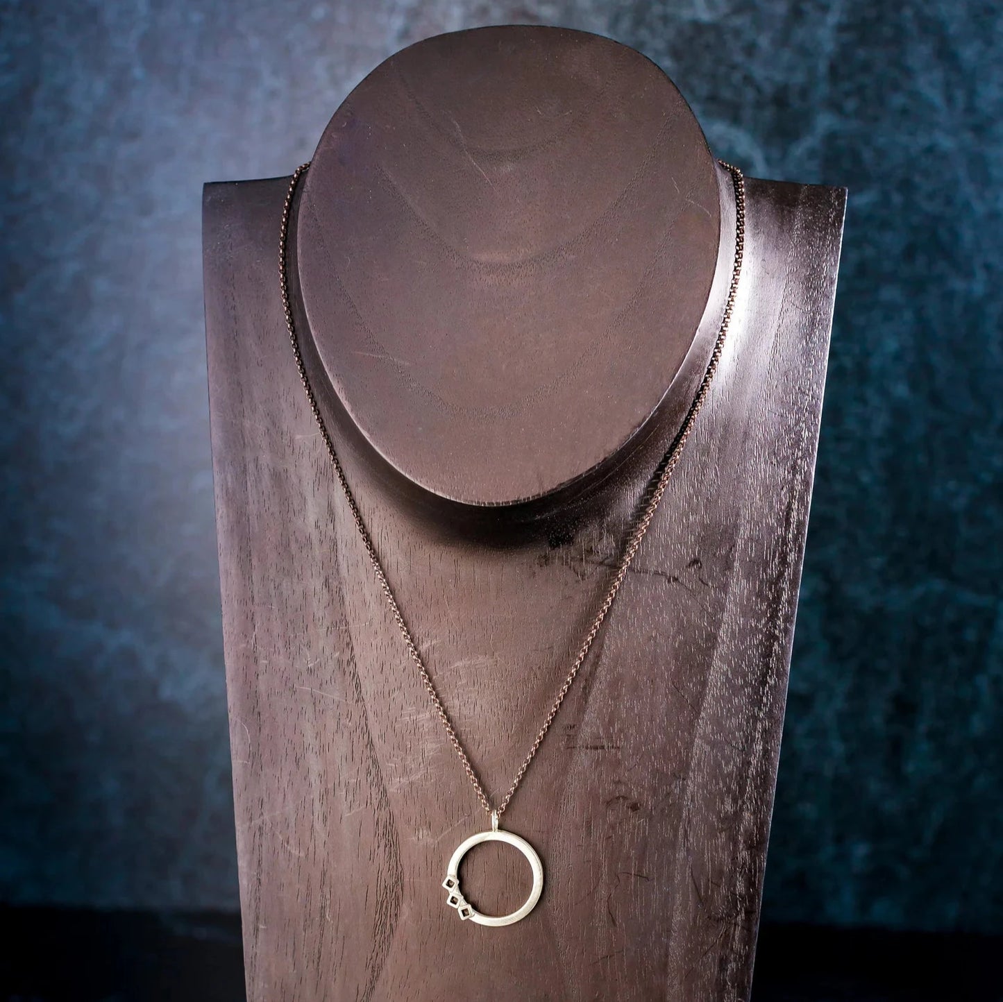 Cubos Circle Necklace