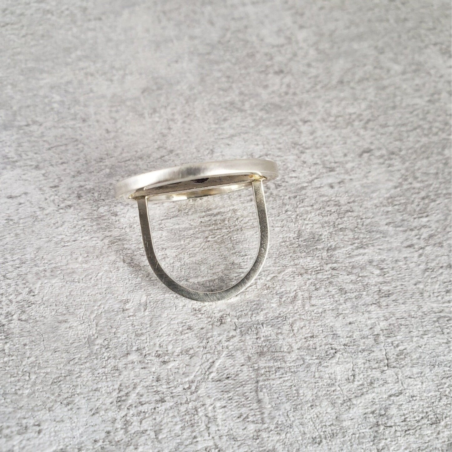 Cubos Circle Ring